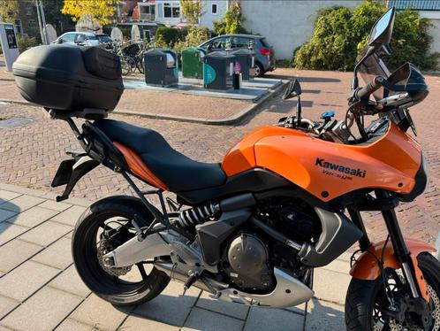 Kawasaki versys 650 uit 2009 incl. Top Koffer en Hoes