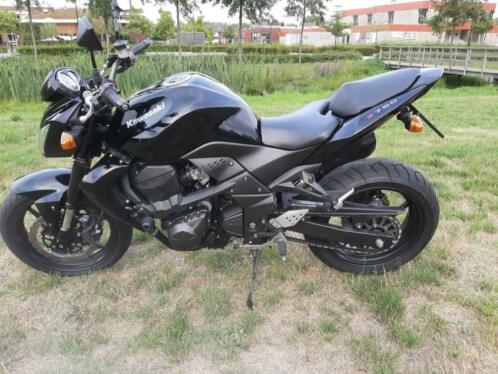Kawasaki z 750 full black
