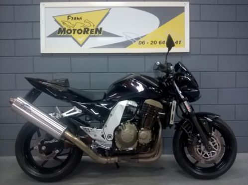 KAWASAKI Z 750 met sportuitlaat en seat cover zeer nette mot