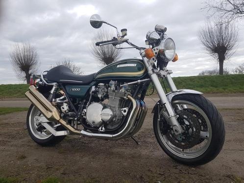 Kawasaki Z1000 oldtimer super bijzonder Classic model