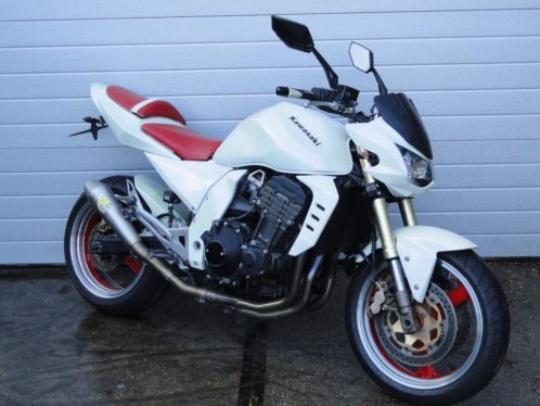 Kawasaki Z1000, Special Paint Parelmoer