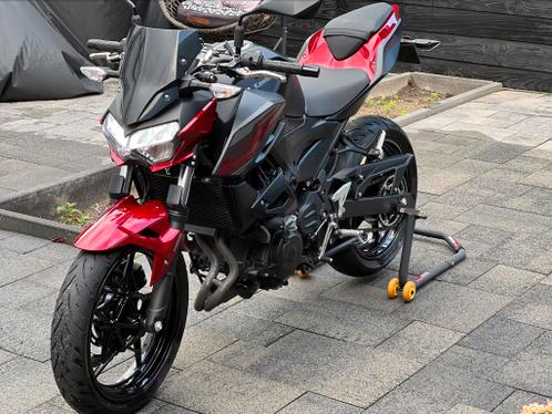 KAWASAKI Z400 ABS ALS NIEUW 2847 KM