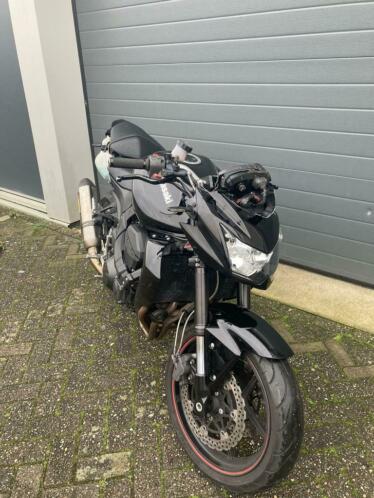 Kawasaki z750 2008 lichte Schade opknapper akra black z1000