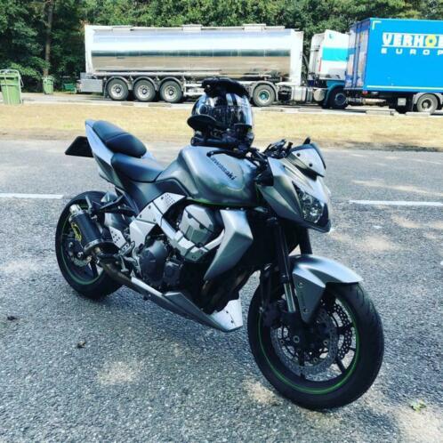 Kawasaki Z750 42dkm 2007 met veel extras 