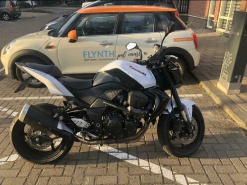 Kawasaki z750 ABS weinig kilometers EN AFGEPRIJSD