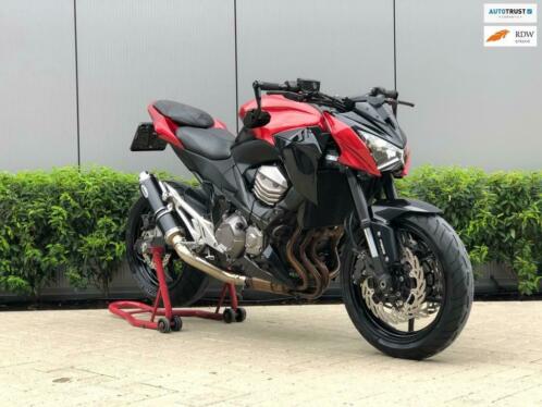 Kawasaki Z800e 35kw A2 bom vol opties Custom kleurstelling