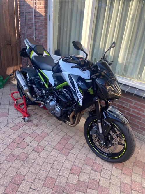 Kawasaki Z900 Full Akrapovic