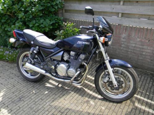 KAWASAKI ZEPHYR 550 (bj 1991)