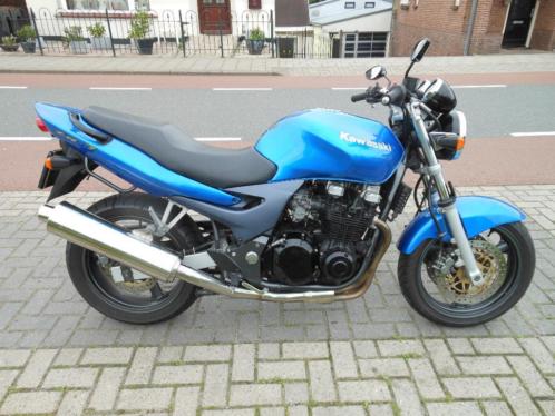 Kawasaki ZR7 weinig km prima staat