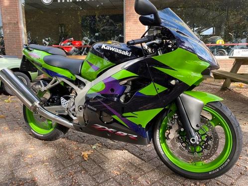 KAWASAKI  ZX-9R amplsquo02 NINJA 900 ZX9R ZX9-R 29000 KM NIEU