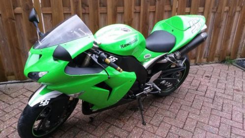 Kawasaki ZX10R. Nakano Replica Limited edition 4250