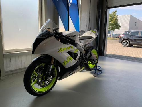 Kawasaki ZX6-R Circuit Motor