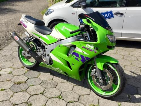 Kawasaki zx6r