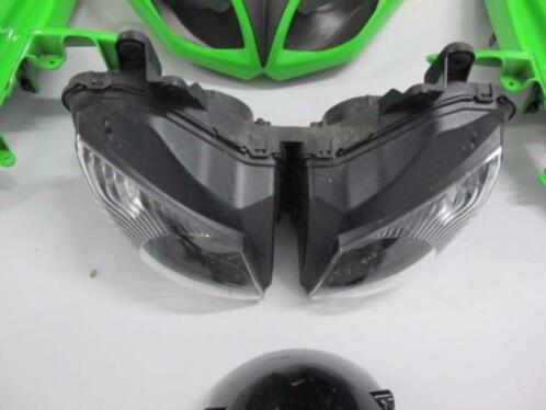 Kawasaki ZX6R benzinetank groen en koplamp model 09 tot 2012