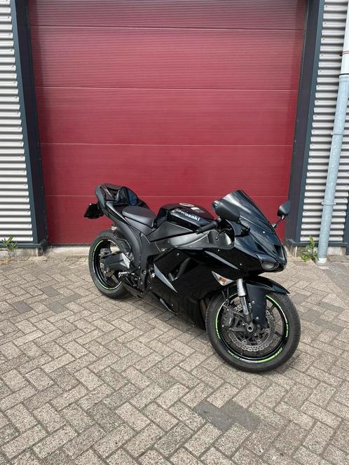 Kawasaki ZX6R Ninja 2009 lage km stand lichte schade