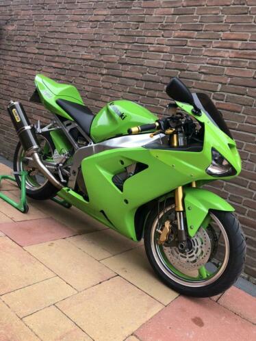 Kawasaki zx6r ninja