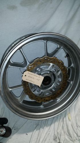 Kawasaki ZZR 1400 2006 - 2011 achtervelg incl remschijf