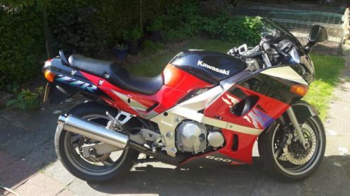 Kawasaki ZZR 600 Rood 1995 Goed onderhouden 100 pk