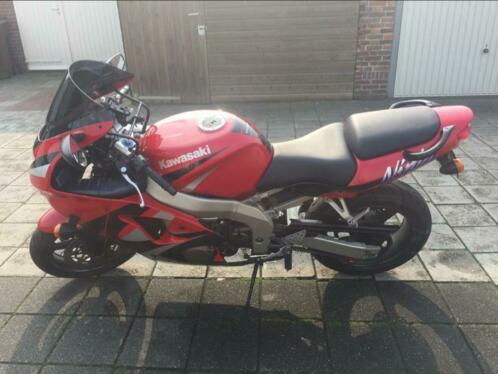 Kawazaki ZX6R te koop