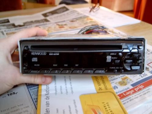 Kenwood autoradio CD, Model KDC-4070R, 40wx4