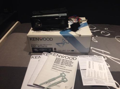 Kenwood KDC-W7541U cd receiver met aansluiting voor ipod.