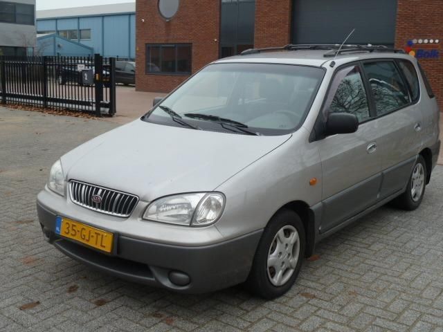 KIA Carens 1.8i 16V,grijs,bj.2001,airco,MPV,APK 0715 en NAP