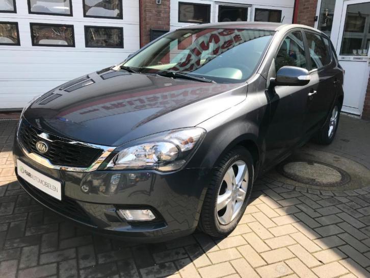 KIA CEE D 1.4 Cvvt 2011 X-ecutive  comfort pack