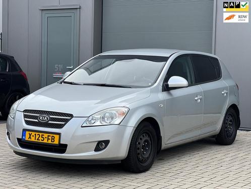 Kia Ceex27d 1.6 CRDi X-clusive  Airco  stoelverwarming