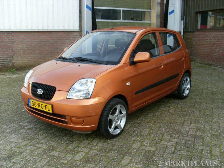 KIA Picanto 1.0 bj 2005 5 deurs apk n.a.p sport velgen