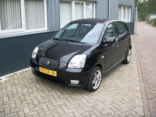 Kia Picanto 1.0 X-treme, Airco, Licht metaal, 84Dkm 