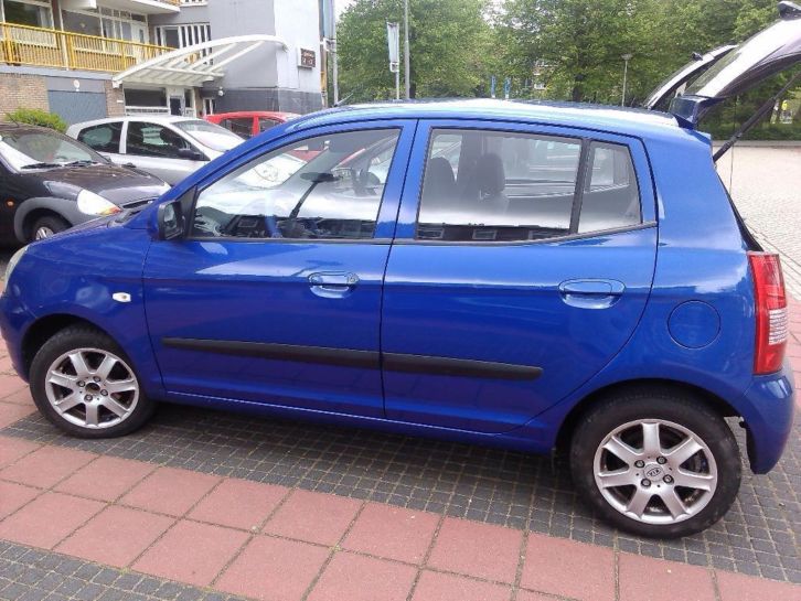 KIA Picanto 1.1 2005 Blauw