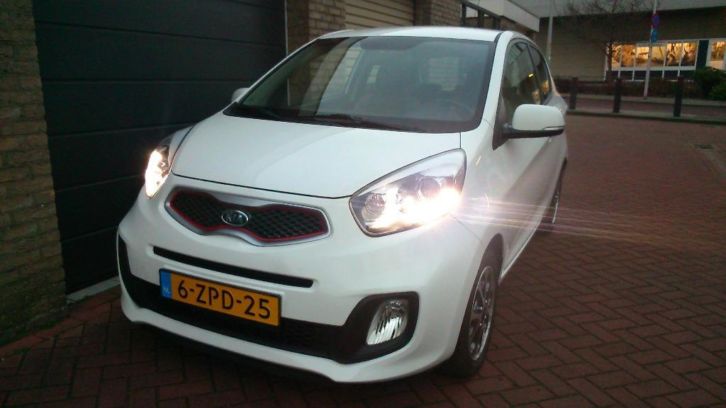 Kia Picanto CVVT Luxe X-Treme - Airco Ecc,Leder,Velgen,Pdc