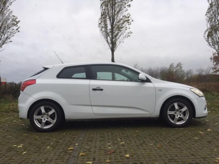 KIA PRO CEE D 1.4 Cvvt 2008 Wit