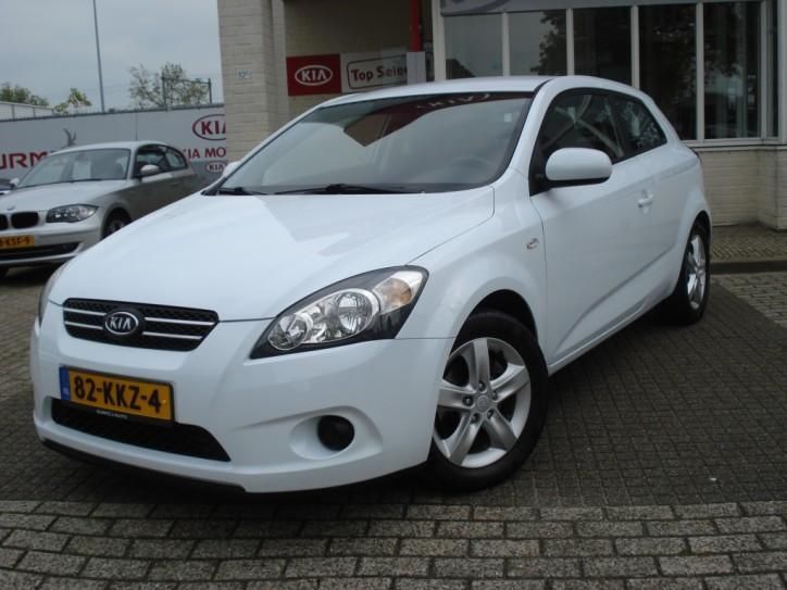 Kia procee039d 1.4 CVVT X-tra met jaar garantie (bj 2010)