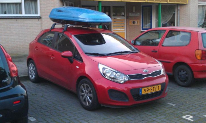 KIA RIO 1.2 I 2012 Rood