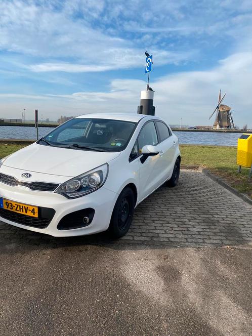 KIA RIO 1.2 I 5DRS 2012 Wit2e eigenaar