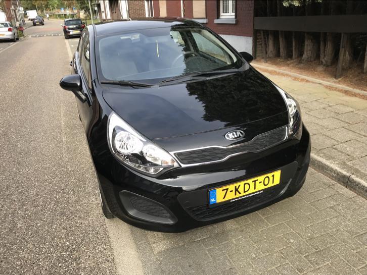 KIA RIO 1.2 I 5DRS 2013 Zwart AIRCO (APK tot 8-11-2019)