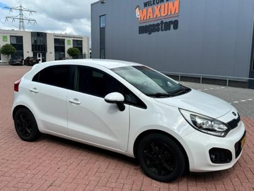 KIA RIO 1.2 I 5DRS 2014 Wit  Leder  2e Eigenaar