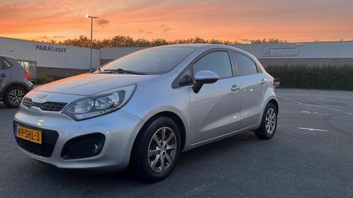 KIA RIO 1.4 Cvvt GloednieuwAPK Grote Beurt 5DRS 2011 Grijs