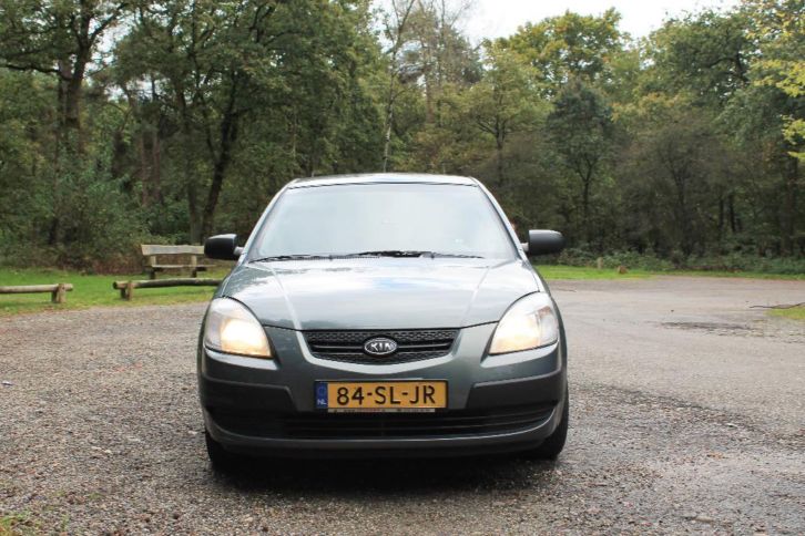 Kia rio 1.4 hb 2006 