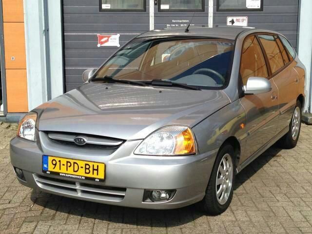 KIA RIO 1.5 16V uit 2004 km.stand 107.000