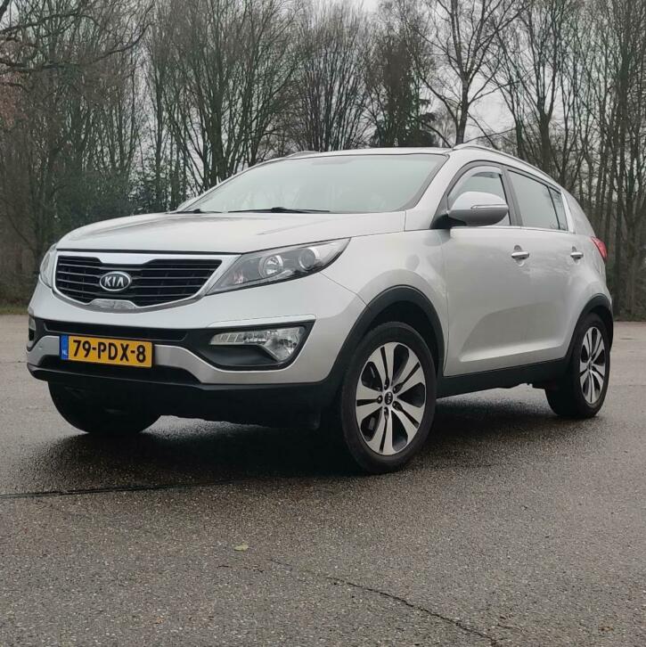 Kia Sportage 2.0 trekhaak metallic zilver 2011 apk gekeurd