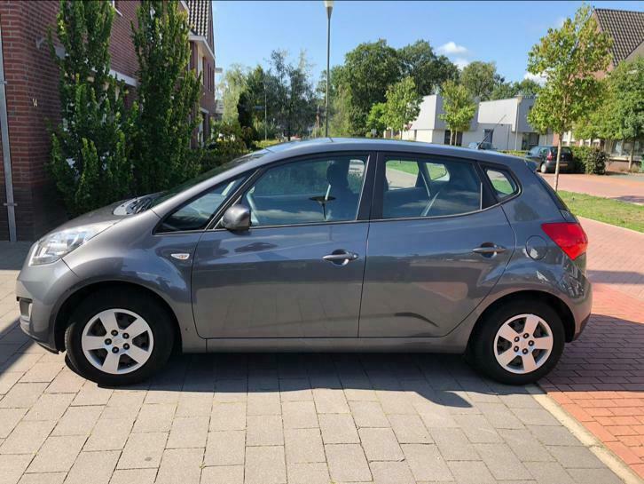 KIA Venga 1.4 Cvvt 2010 EcoDynamics Grijs met trekhaak