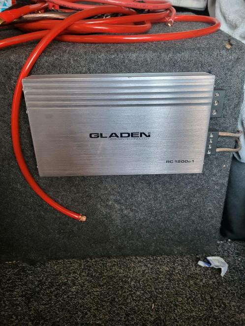 kicker l5 subwoofer met gladen rc1200c-1 versterker