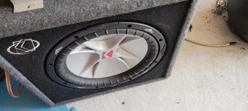 Kicker subwoofer met groundzero versterker