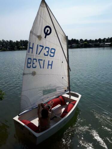 Kinderzeilboot Optimist Van Wettum incl. strandtrailer.