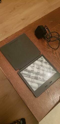 Kindle Oasis 2 (9th gen)  luxe casebook  originele lader