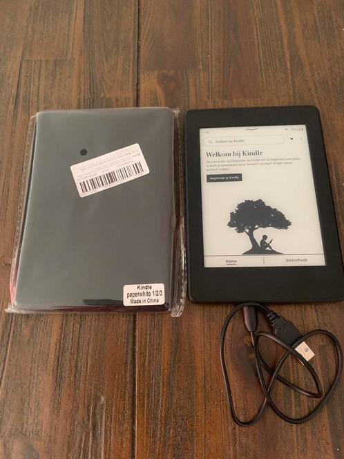 Kindle Paperwhite 7e Gen 4GB WIFI3G 6 Inch met HoesLader