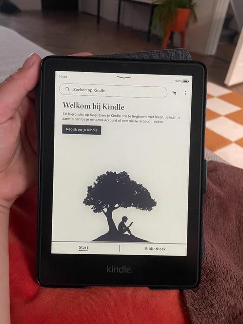 Kindle Paperwhite e-reader
