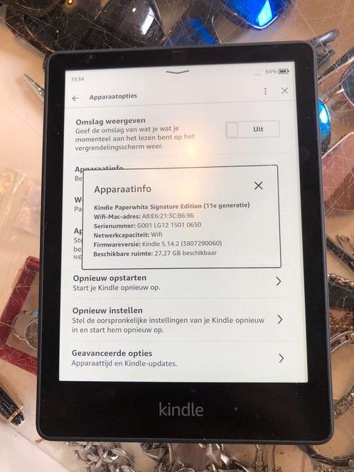 Kindle paperwhite signature edition